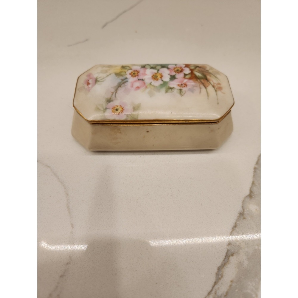 Vintage Limoges France Lidded Trinket Box Pink Wild Roses Hand Painted 3 3/4" - Picture 4 of 10